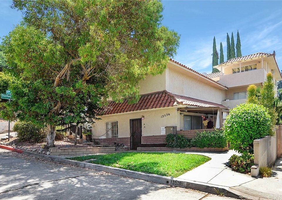 1st image of 13536 Olive Dr #A-d