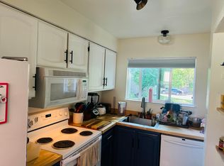 1907 Knolls Dr, Santa Rosa, CA 95405