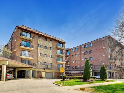 2325 N Neva Ave APT 302B, Elmwood Park, IL, 60707