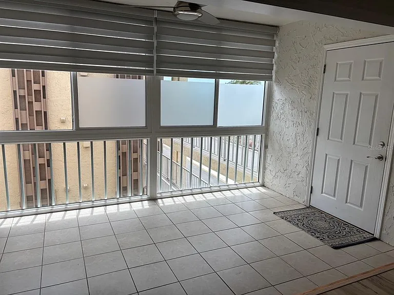 121 Island Way #331 — Photo 15
