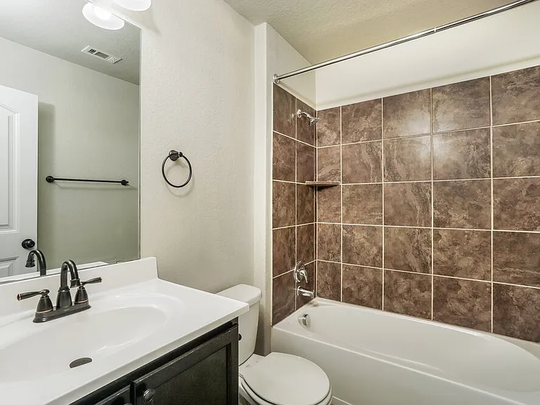 1433 Anise Ln — Photo 16