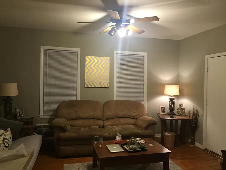 1929 N Sheffield Ave #2R — Photo 5