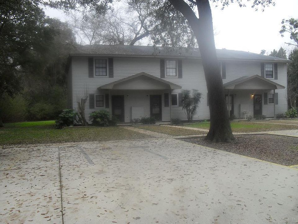 1st image of 8153 Stonebrook Dr