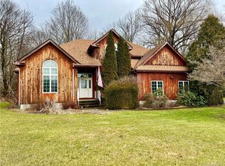 10 Carrington Ct, Poughkeepsie, NY 12603