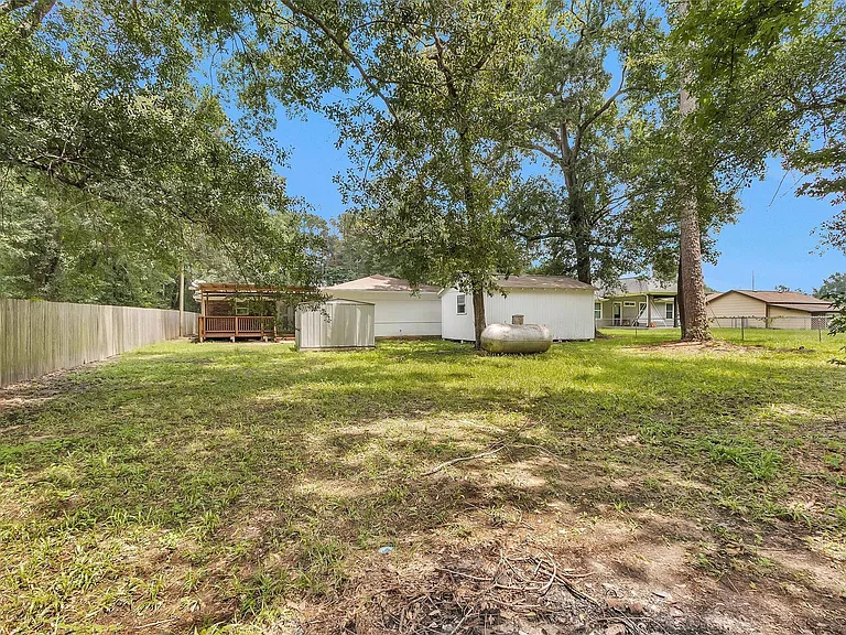 21630 Punkin St — Photo 46