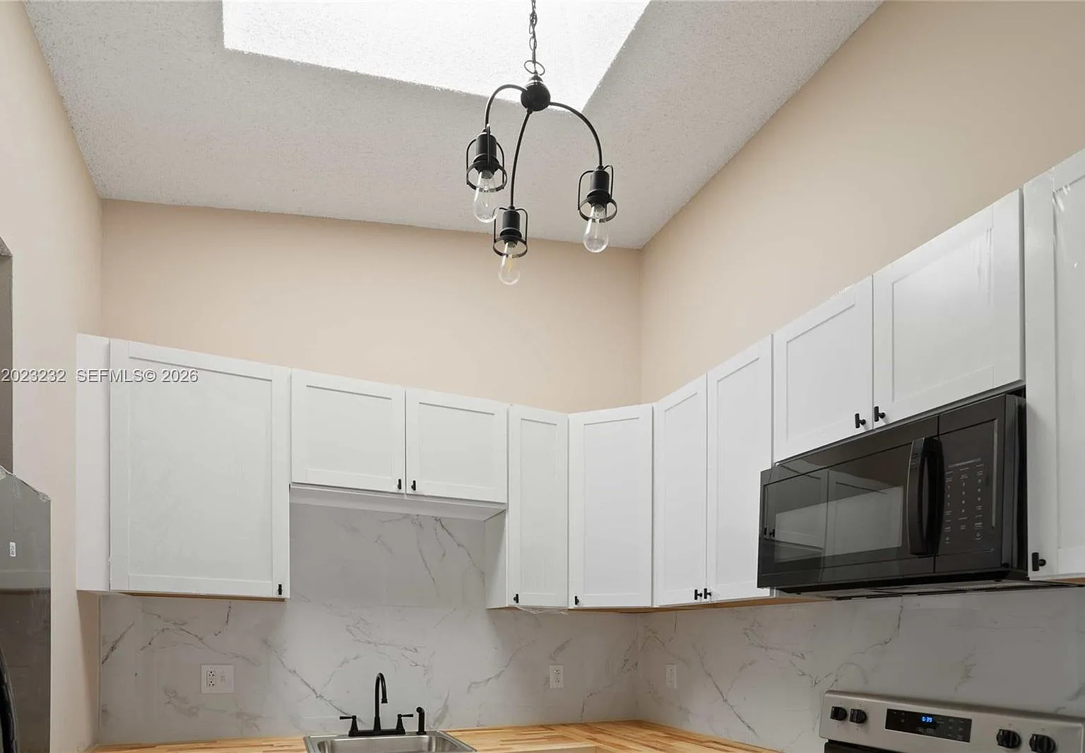 Nob Hill At Welleby Condo — Photo 3