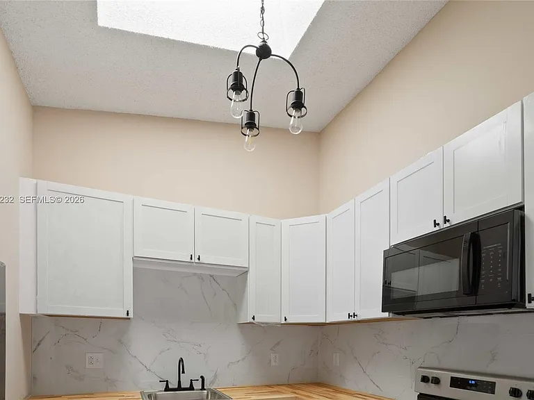 3633 NW 99th Ter #7B — Photo 20
