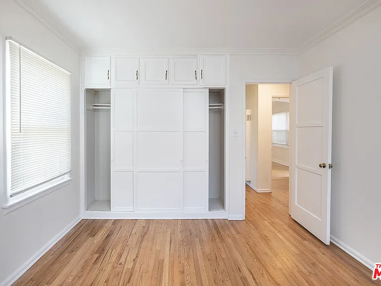 8517 Pickford St — Photo 15