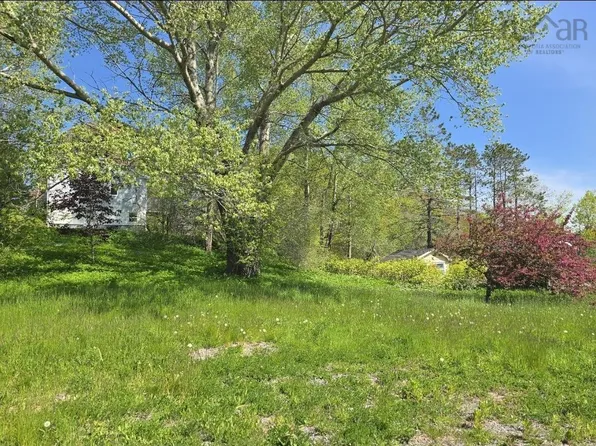40 Broad St, Guysborough, NS B0H 1N0