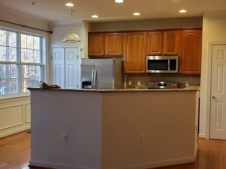 13520 Davinci Ln — Photo 3