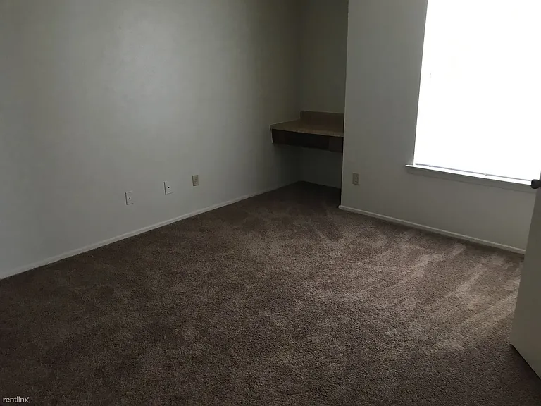3205 Eagle Hill Ct #C — Photo 11