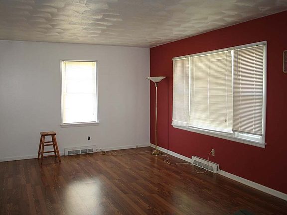 2nd image of 2300 Whitewater Blvd