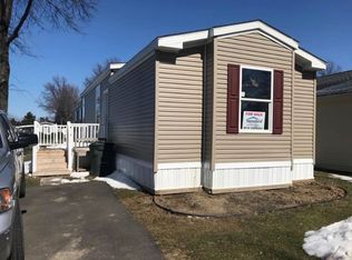 2711 Greencrest Dr, Erie, PA 16506
