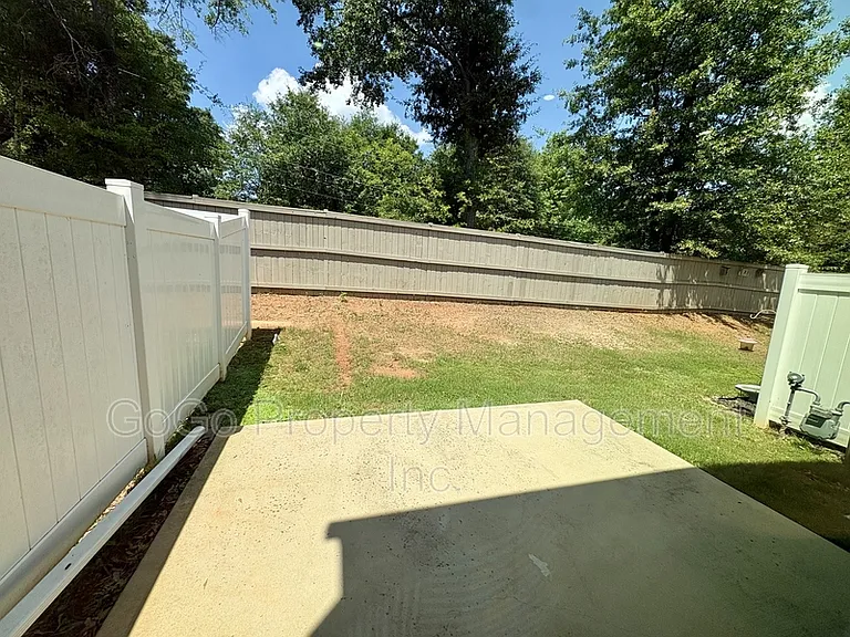 133 Marthawood Ln #1 — Photo 14