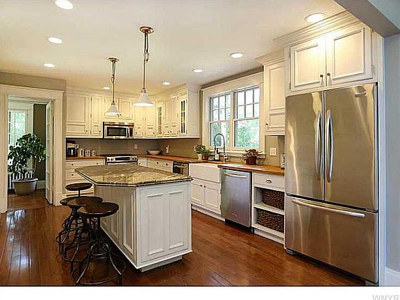4th image of 5 Berryman Dr