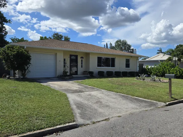 2208 19th St W, Bradenton, FL 34205