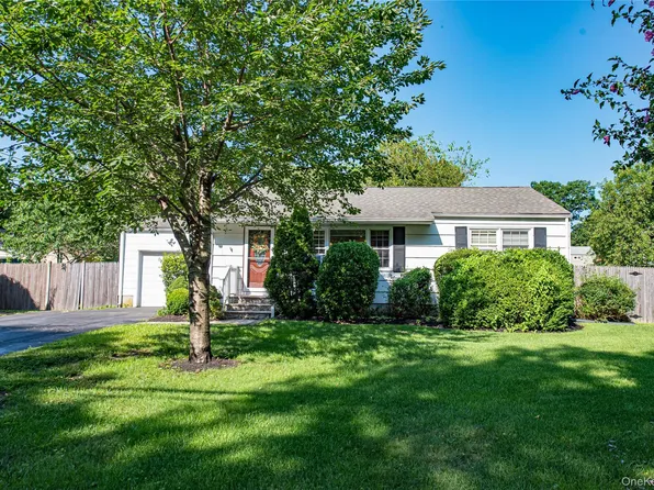 26 William Street, Port Jefferson Station, NY 11776