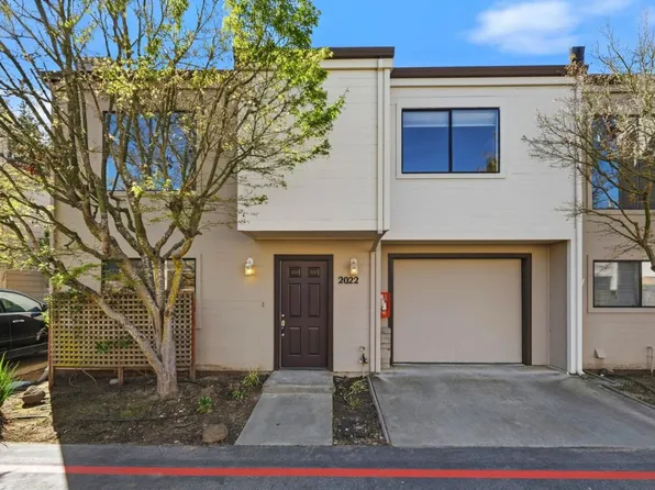 2022 Bobwhite Ln, Santa Cruz, CA 95065