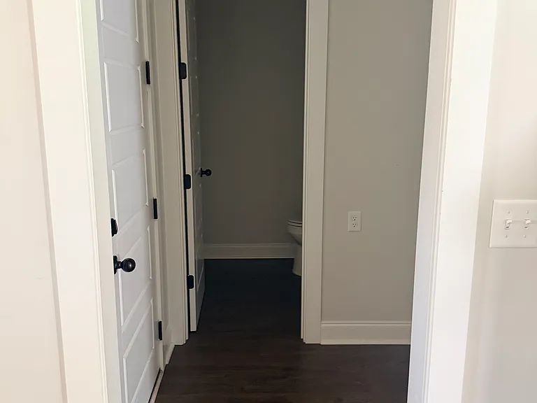 432 Live Oak Dr — Photo 6