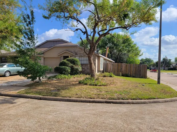 11002 Longtom Ct, Houston, TX 77086