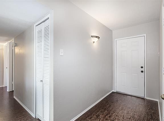 4th image of 5016 Griffin Dr