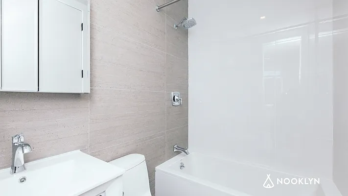 Rented by Nooklyn NYC LLC | media 18