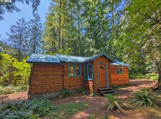 25215 E Tigerlily Dr, Rhododendron, OR 97049