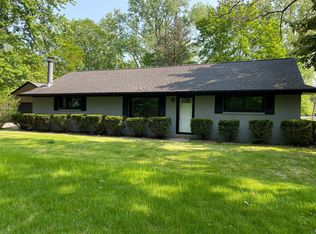 21341 Ruth St, Farmington Hills, MI 48336