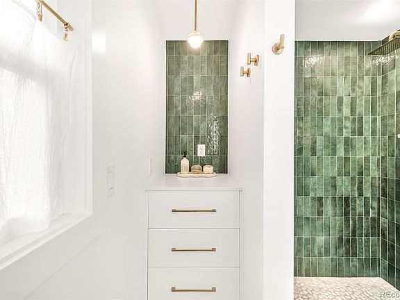 5th image of 3235 Ames Street