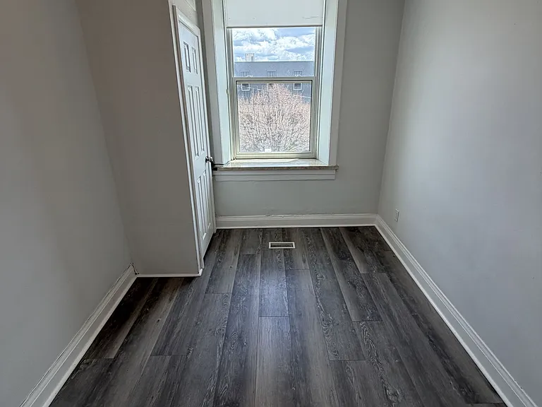 21 Gordon St #7 — Photo 5