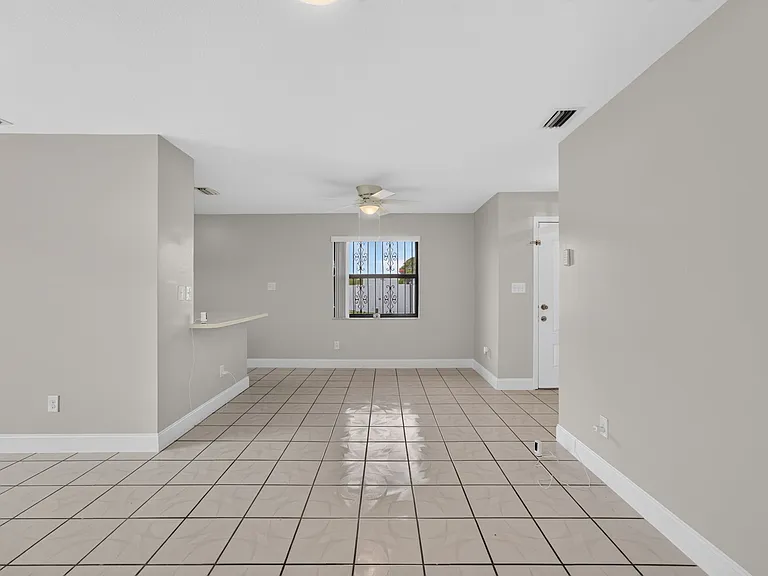 29617 SW 158th Ct — Photo 3