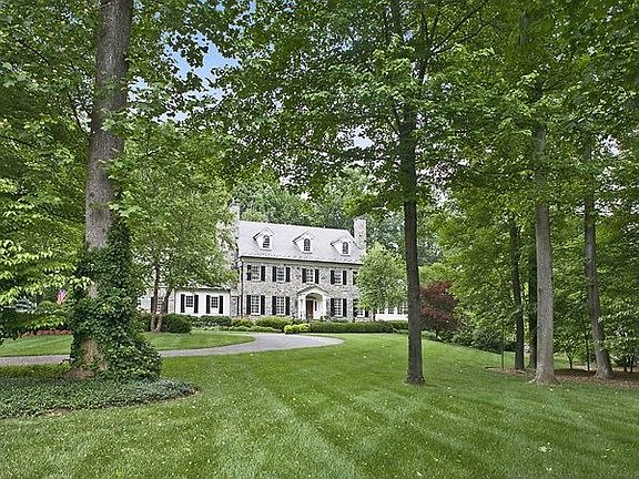 2nd image of 8511 Country Club Dr