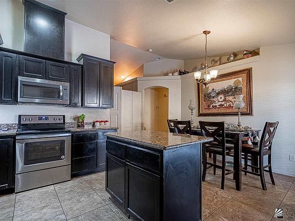 4th image of 348 N Fernando Padilla Ave