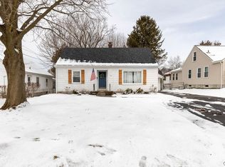 124 E Clover Rd, Syracuse, NY 13219