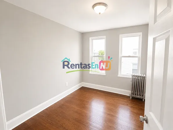 299 Summer Ave, Newark, NJ