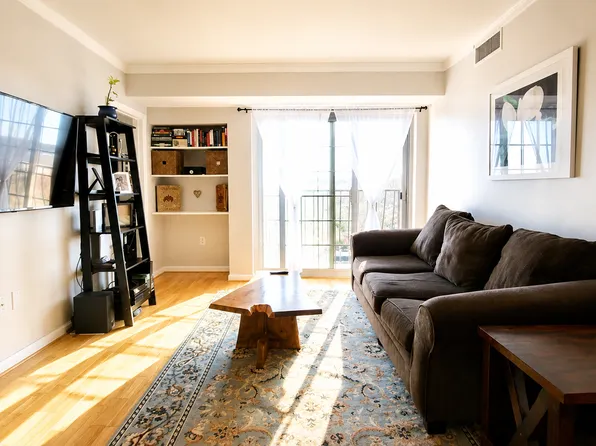 199 14th St NE APT 1203, Atlanta, GA 30309