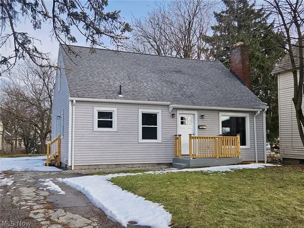 17 N Richview Ave, Youngstown, OH 44509