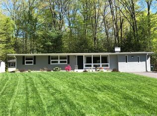 60 Hickory Hill Rd, Simsbury, CT 06070