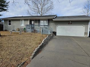 1311 Carribean Dr, Edwardsville, IL 62025