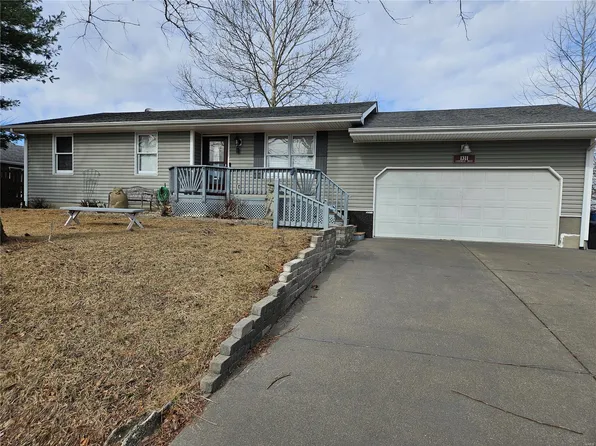 1311 Carribean Dr, Edwardsville, IL 62025