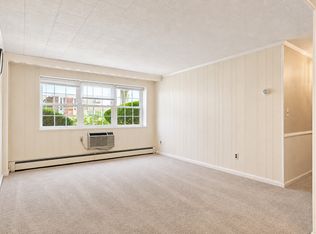 5 Cass St APT 1, West Roxbury, MA 02132