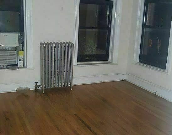 4th image of 85 Saint James Pl #4