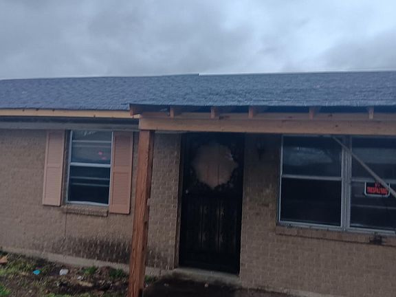 4th image of 5 Lincoln Dr