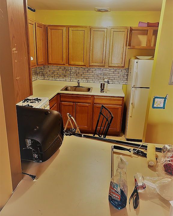 2nd image of 367 Atkins Ave #2