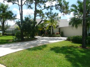 868 SW Catalina St, Palm City, FL 34990