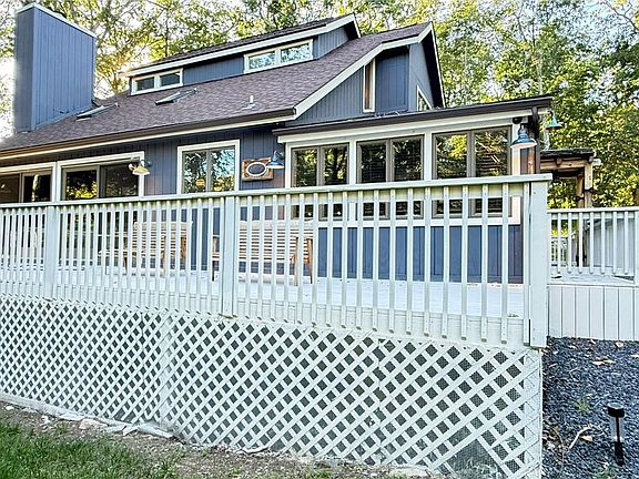 2nd image of 2120 Apley Dr