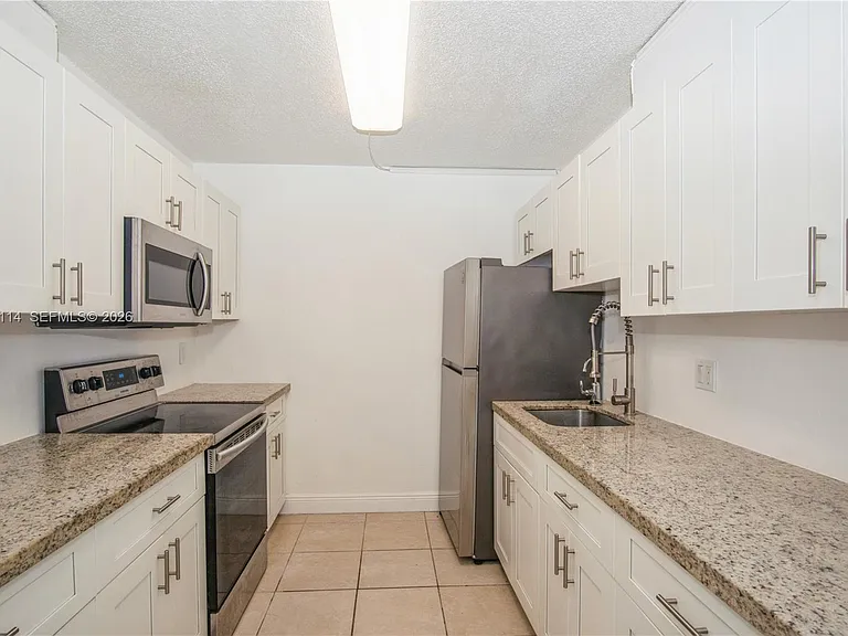 8200 SW 210th St #111 — Photo 17