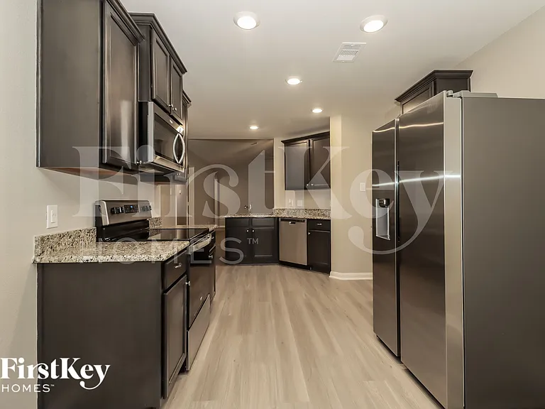 20703 Solstice Point Dr — Photo 9