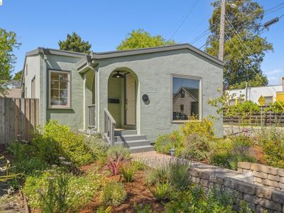 1229 Hopkins St, Berkeley, CA, 94702