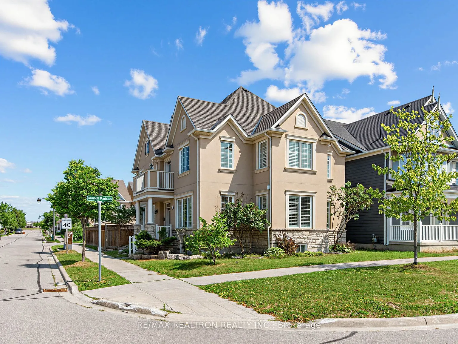 5 bed, $4,300 — Photo 2